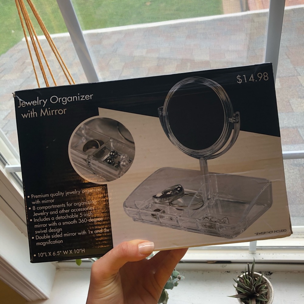 Makeup mirror organizer
